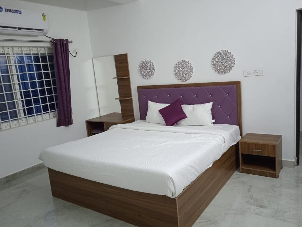 Purple Passion Hotel Ranipet ภายนอก รูปภาพ